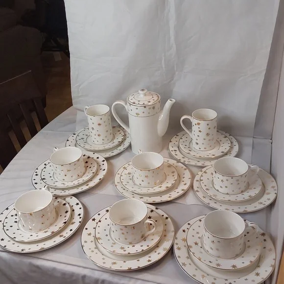 GALAXY FINE PORCELAIN CHINA BY SAKURA 14 KARAT TEA SET FOR 8 - Picture 2 of 11